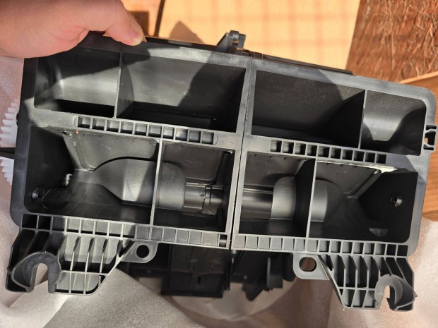 F�t�sbox Chevrolet Cruze benzines