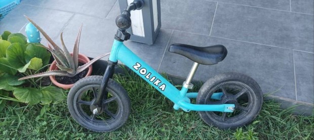 Futbicikli Zolika Nvvel