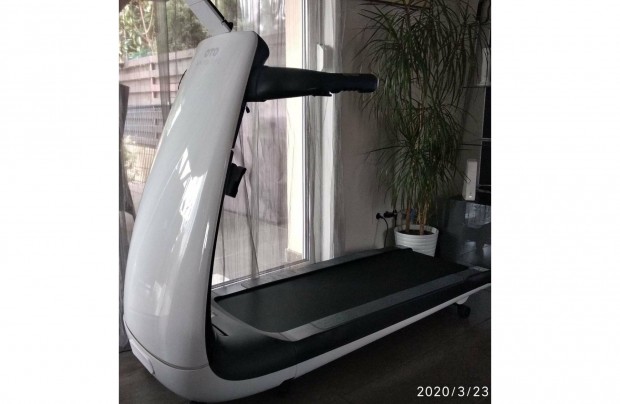 Fut�g�p elad�!