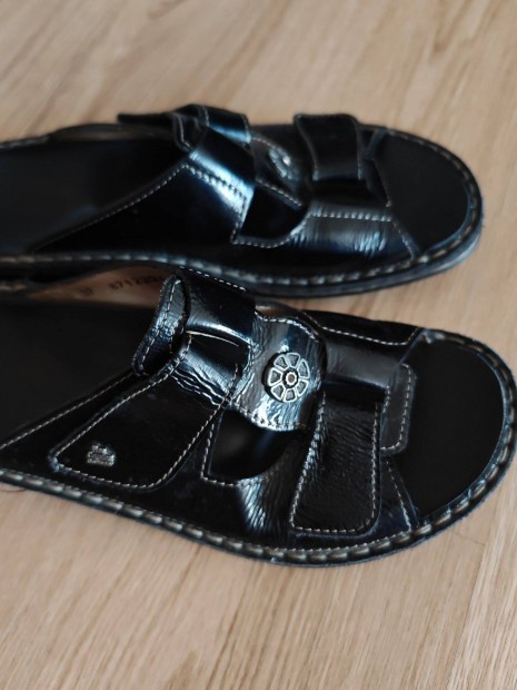 Fynn Comfort 100 ezres uj női bőr anatomai kényelmi papucs 37