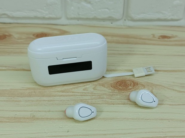 G40 Mini Led kijelzős, TWS Bluetooth fülhallgató, Power bank tárolóban