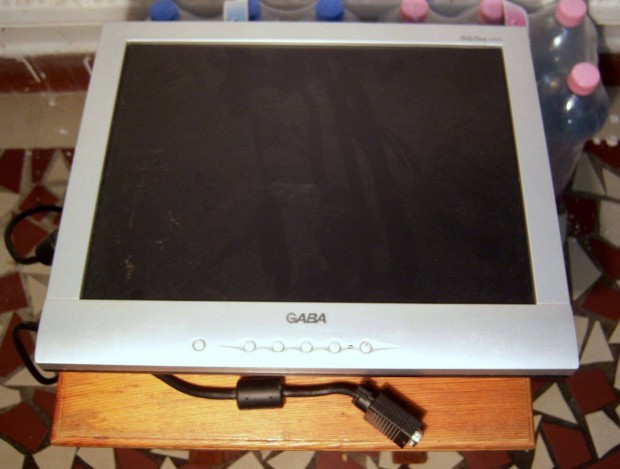 GABA GB500 Lapos Monitor Hinyos (rendben mkdik) talpa hinyzik