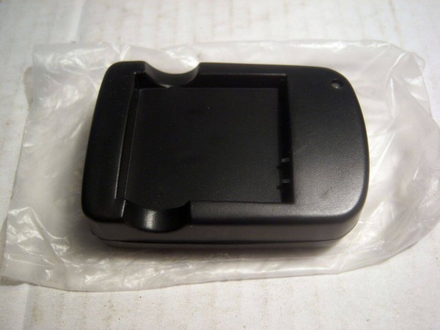 GPS Tracker Charger (j) csak dokkol