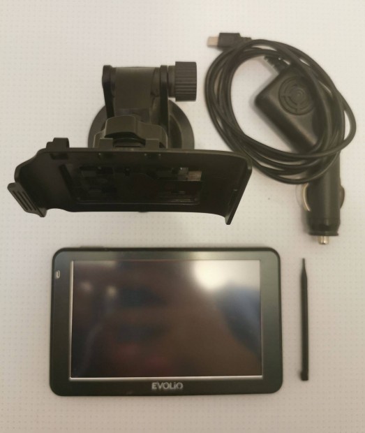GPS navigáció Evolio Preciso 5.0 HD + 32GB Microsd + FM Transmitter