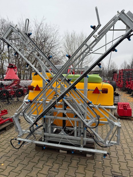 G-JET 800/15 f�ggesztett sz�nt�f�ldi permetez�