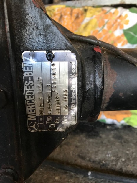 G Mercedes tarcsafekes h�ts� hidhaz elado