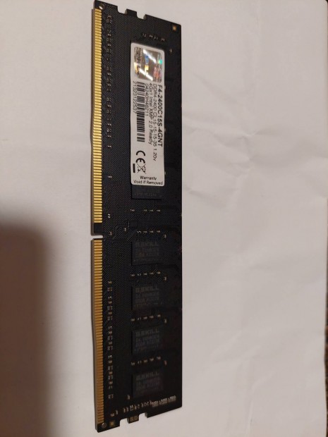 G.Skill 4GB/2400 DDR4 ram eladó!