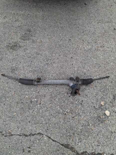 G astra kormnym elad.