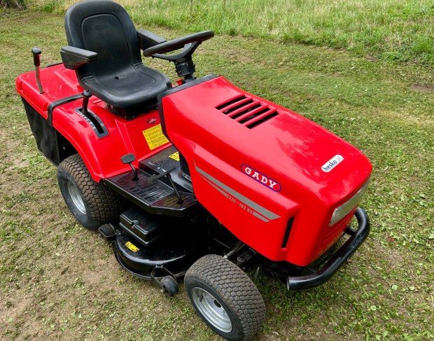 Gady ipari 22Le V2 Briggs,Fűnyíró traktor,funyirotraktor