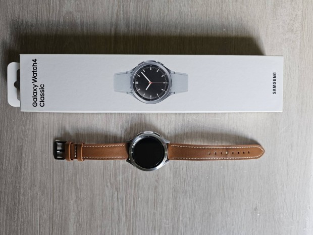 Galaxy Watch 4 Classic 46mm (SM-R890) kivl llapotban 