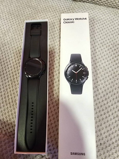 Galaxy Watch 4 classic 46mm j llapotban.