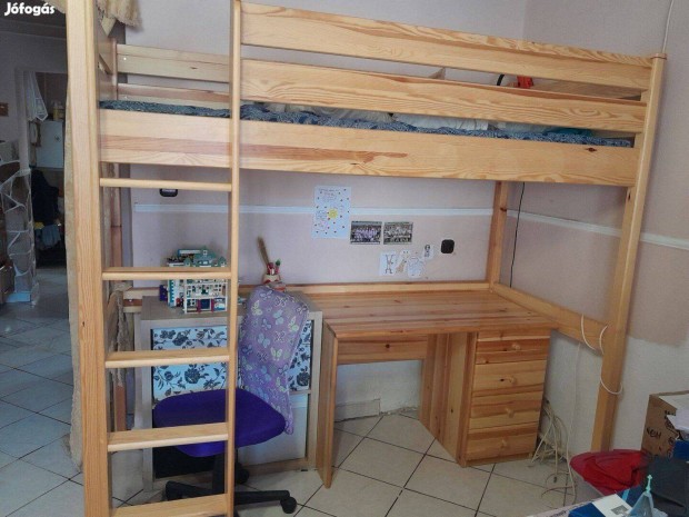 Galériás ágy matraccal eladó