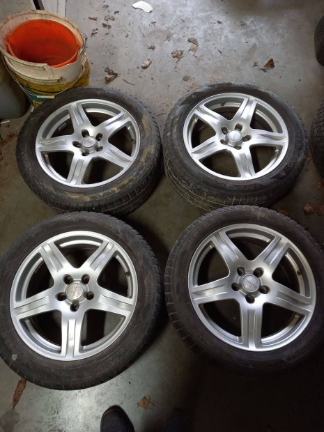 Galleria 5x112 7x17-es 215/55R17 téligumival Vw Passat sxx4