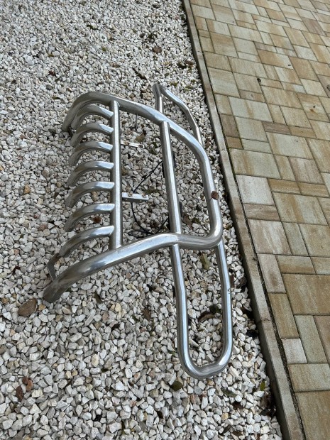 Gallytörő rács