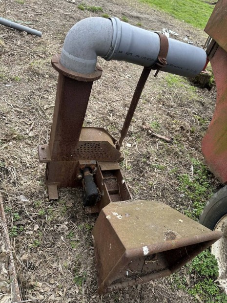 Galyapr�t� traktorra szerelhet�