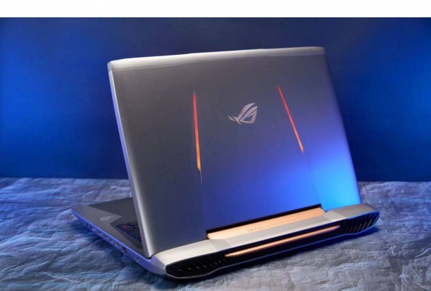 Gamer Asus rog laptop elad Core i7 dupla htssel