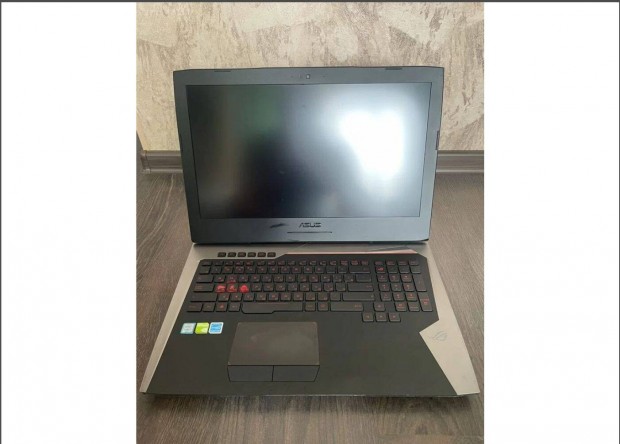 Gamer ris Asus rog laptop elad Geforce Gtx 1060 (6GB)