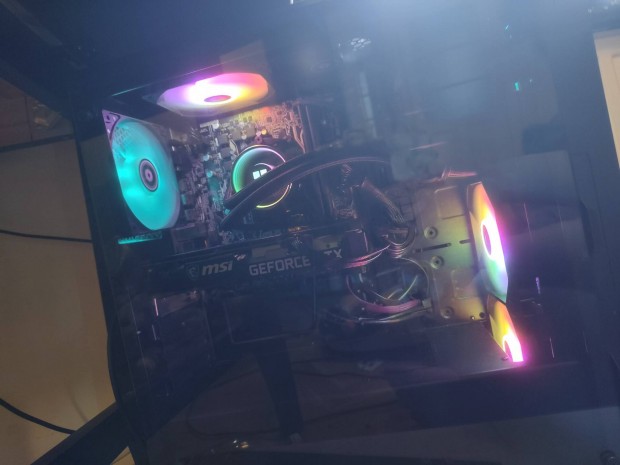 Gamer PC - Rtx 3060 12gb, Ryzen 7 5700X, 32gb 3200MHz, 3 SSD