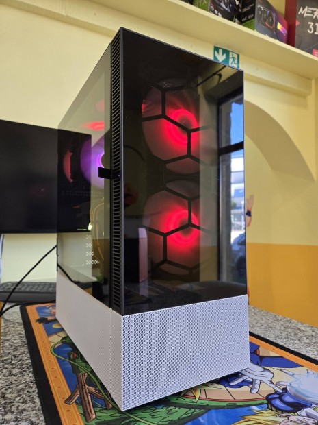 Gamer PC : i7 9700 /// 32 GB DDR4 /// Gtx 1080 /// 1TB SSD