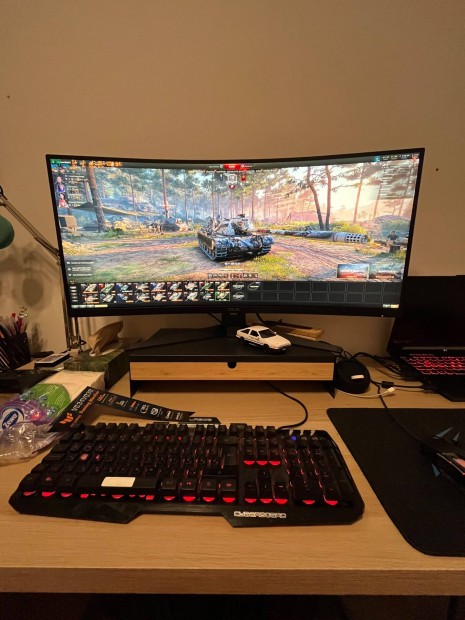 Gamer PC és Asus Tuf Monitor