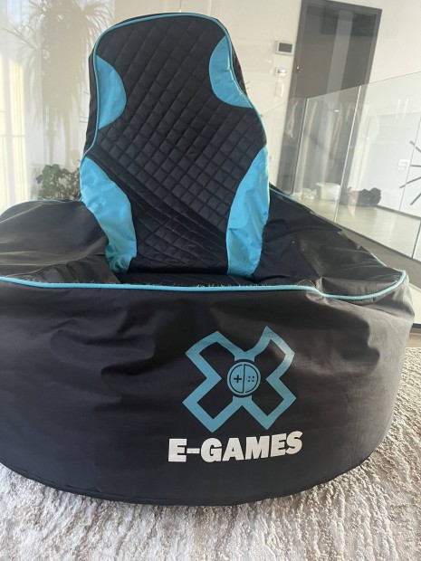 Gamer babzsákfotel eladó
