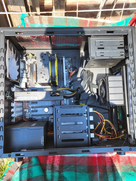 Gamer pc i5-7600k, videokrtya 4gb