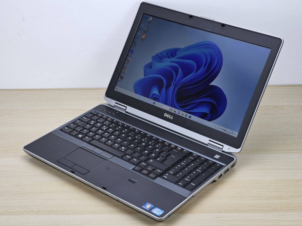 Garancilis Dell Latitude E6530 laptop, Intel Core i5, 8 GB RAM