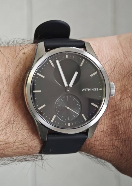 Garanciás Withings Scanwatch2 42mm hibrid fekete okosóra plusz bőrszíj