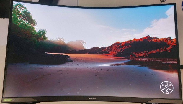 Garancival! Samsung Odyssey G7 240Hz 2K gamer monitor