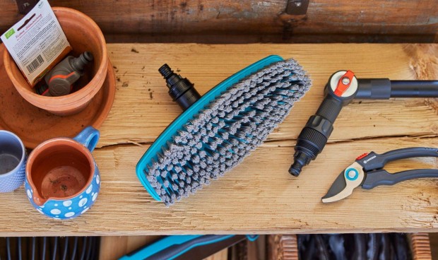 Gardena Cleansystem Soft Mosókefe szárral levegőbekeverőve