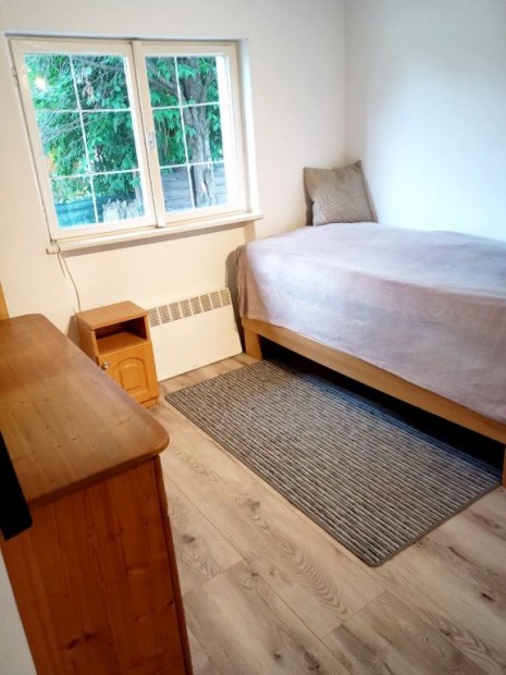 Gárdony, Központi Partközeli utca, 25 m2-es, üdülő, 2 félszobás