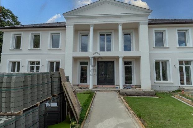 G�rdonyi elad� �j �p�t�s� t�gla t�rsash�zi lak�s