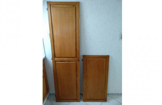Gardrób szekrény ajtók 12 db vagy beépített, m 260x sz 290 cm-es falra