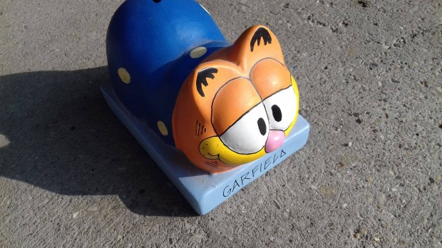 Garfield a macska