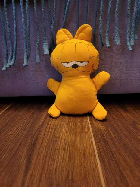 Garfield plss elad!