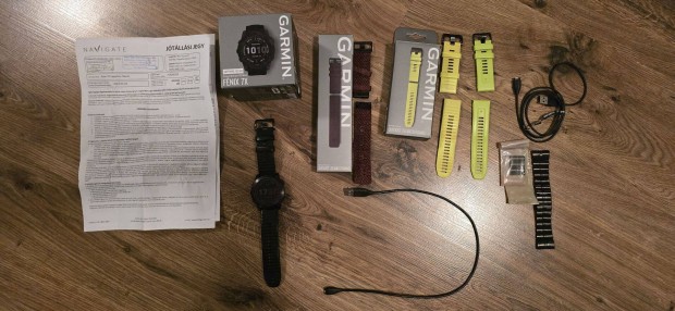 Garmin Fenix 7X Saphire Solar garancival, tartozkokkal