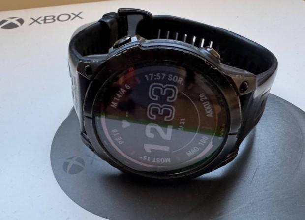 Garmin Fenix 7 Sapphire Solar okos ra