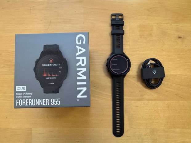 Garmin Forerunner 955 Solar Okosra, Fekete