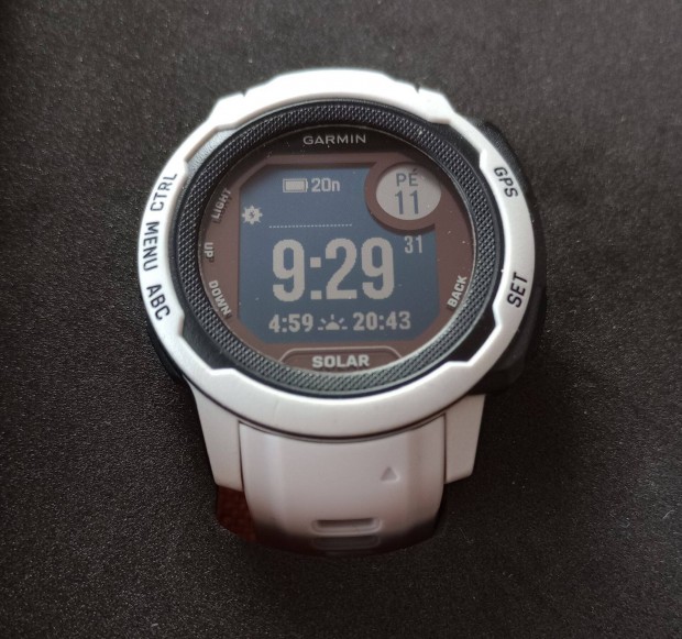 Garmin Instinct 2s solar jszer (krem zenjen, aki megrendelte!)