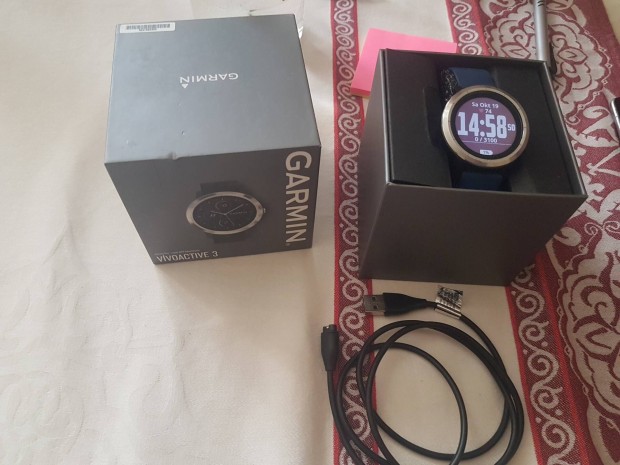 Garmin Viviactive3 frfi okos ra.