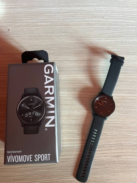 Garmin Vivomove Sport hibrid okosra