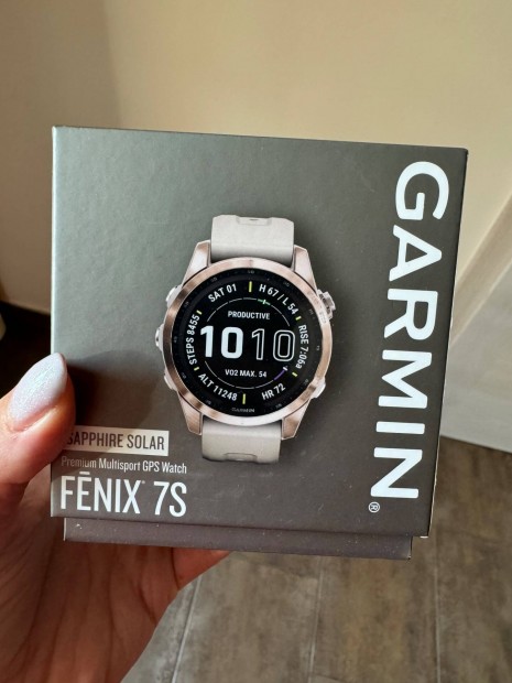 Garmin fenix 7s sapphire solar