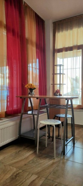 Garzon kiad� Pestszentimr�n!