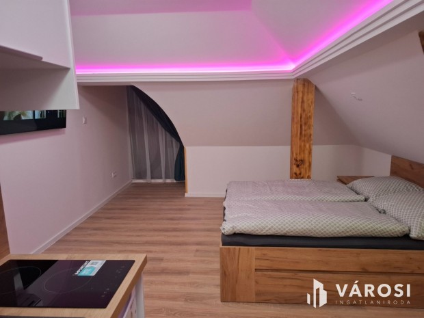 Garzon lak�s Si�fok belv�ros�ban