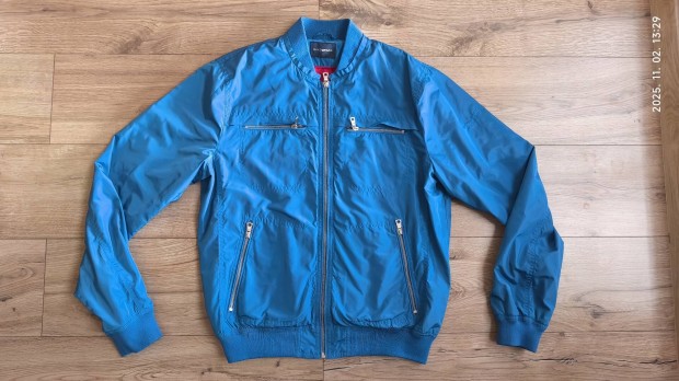 Gas jeans �jszer� f�rfi kab�t M-es