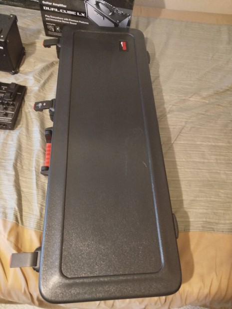Gator elektromos gitár tok .
