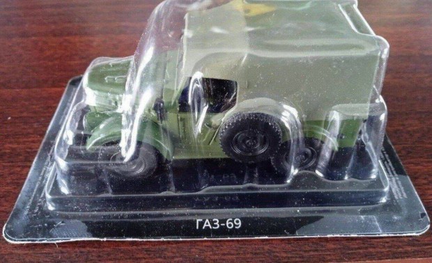 Gaz 69 kisauto modell 1/43 Elad