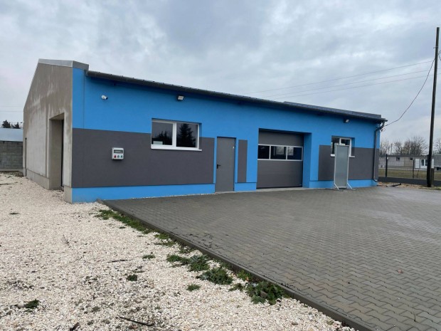 Gazdas�gi Ipari Ter�leten �jszer� Csarnok Elad�!
