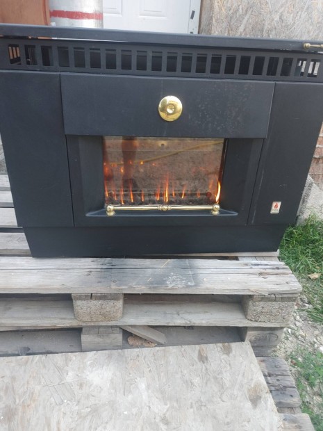 Gazkonvektor parapettes Zeusz 6.2Kwos Fég.