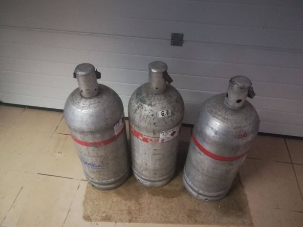 Gázpalack 11,5 kg-os PB gáz, háztartási pébé palack üresen